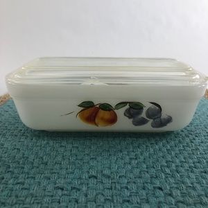 Vintage Fire king glassware/refrigerator dish